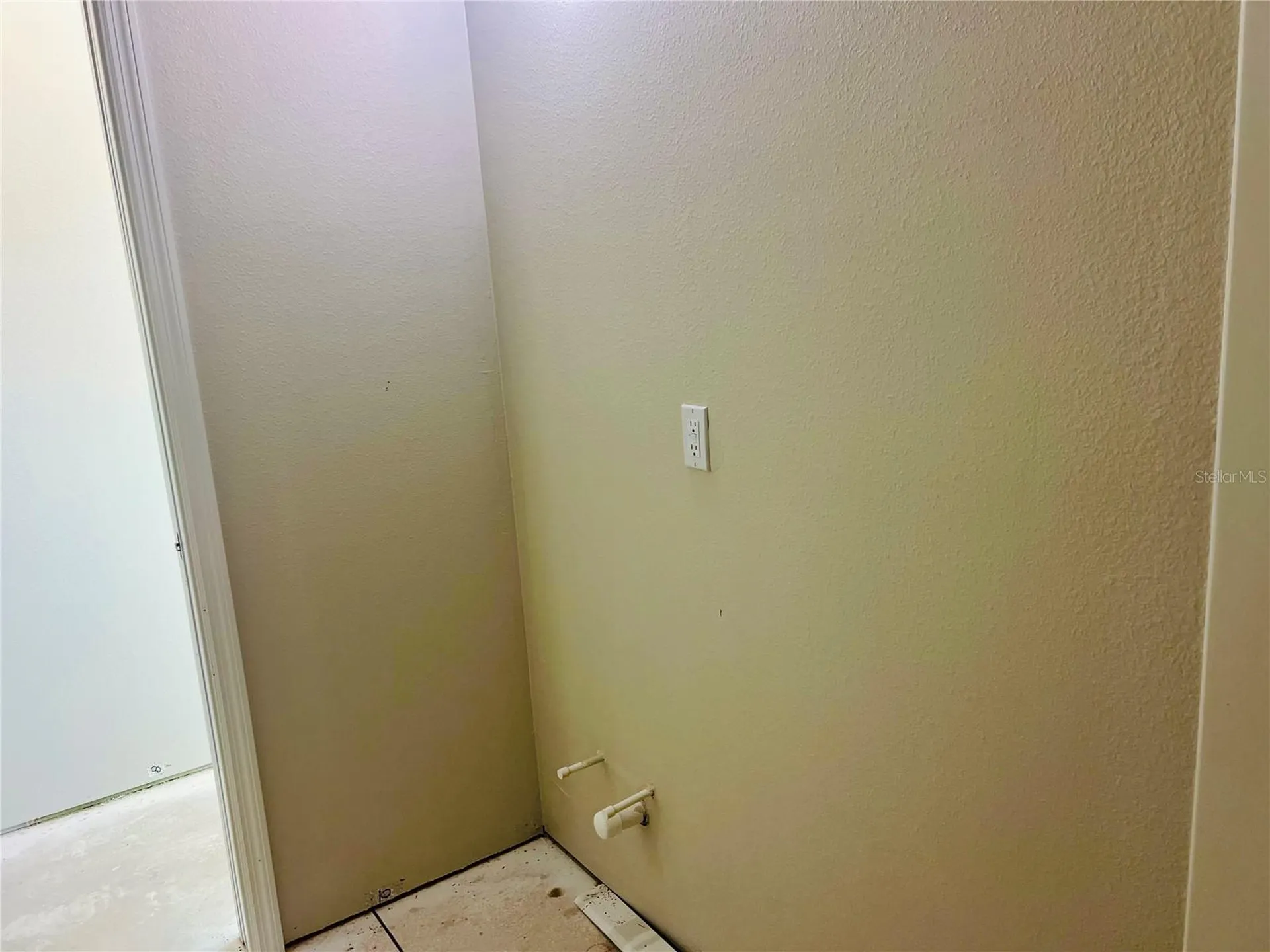9349 SE 49th Terrace Webster FL 33597