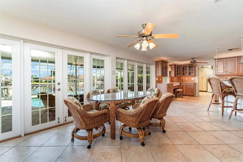 2019 SE 28th Terrace Cape Coral FL 33904