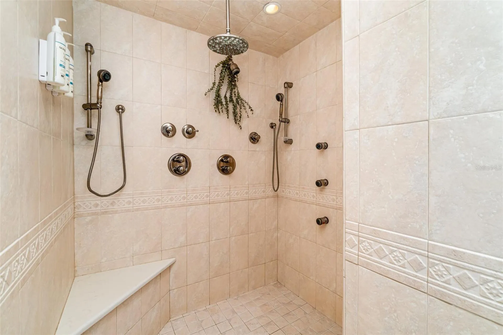 2019 SE 28th Terrace Cape Coral FL 33904