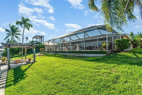 2019 SE 28th Terrace Cape Coral FL 33904