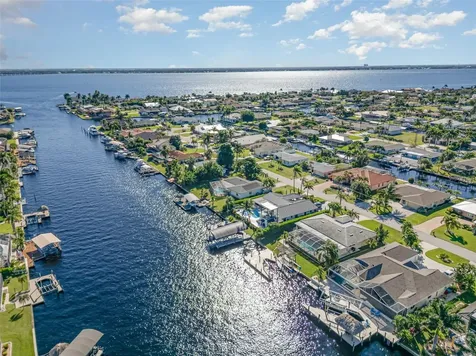 2019 SE 28th Terrace Cape Coral FL 33904