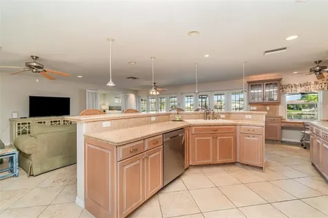 2019 SE 28th Terrace Cape Coral FL 33904