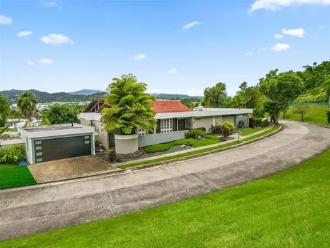 201 Rey Gustavo, La Villa De Torrimar Guaynabo PR 00969