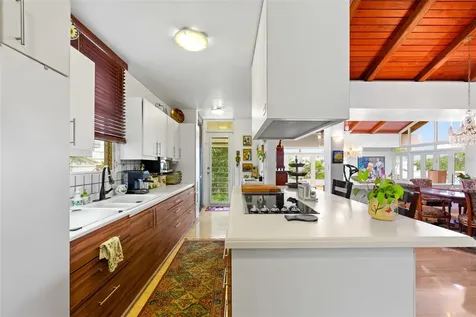 201 Rey Gustavo, La Villa De Torrimar Guaynabo PR 00969