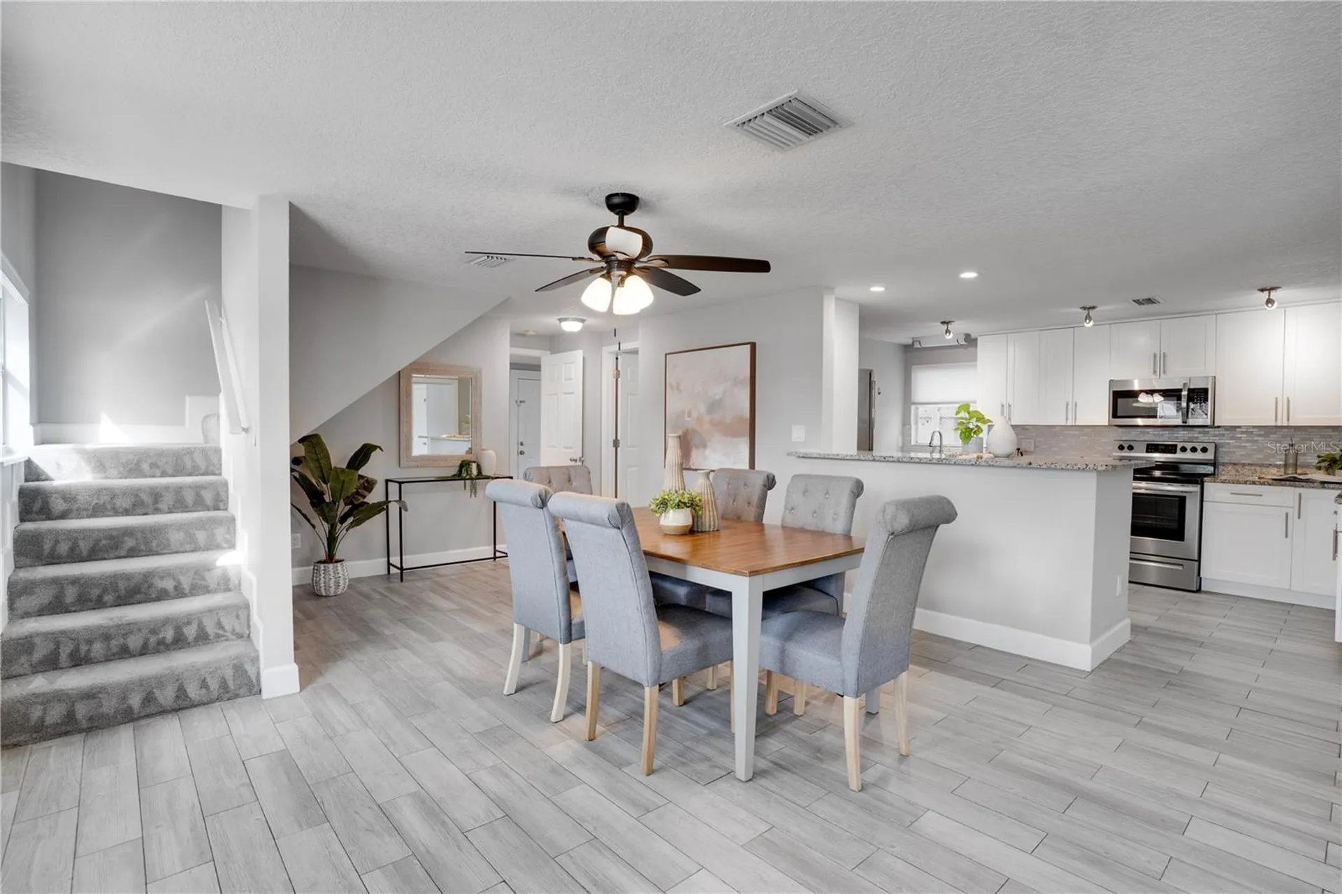 7991 24th Avenue N St Petersburg FL 33710