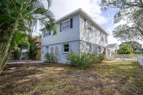 7991 24th Avenue N St Petersburg FL 33710