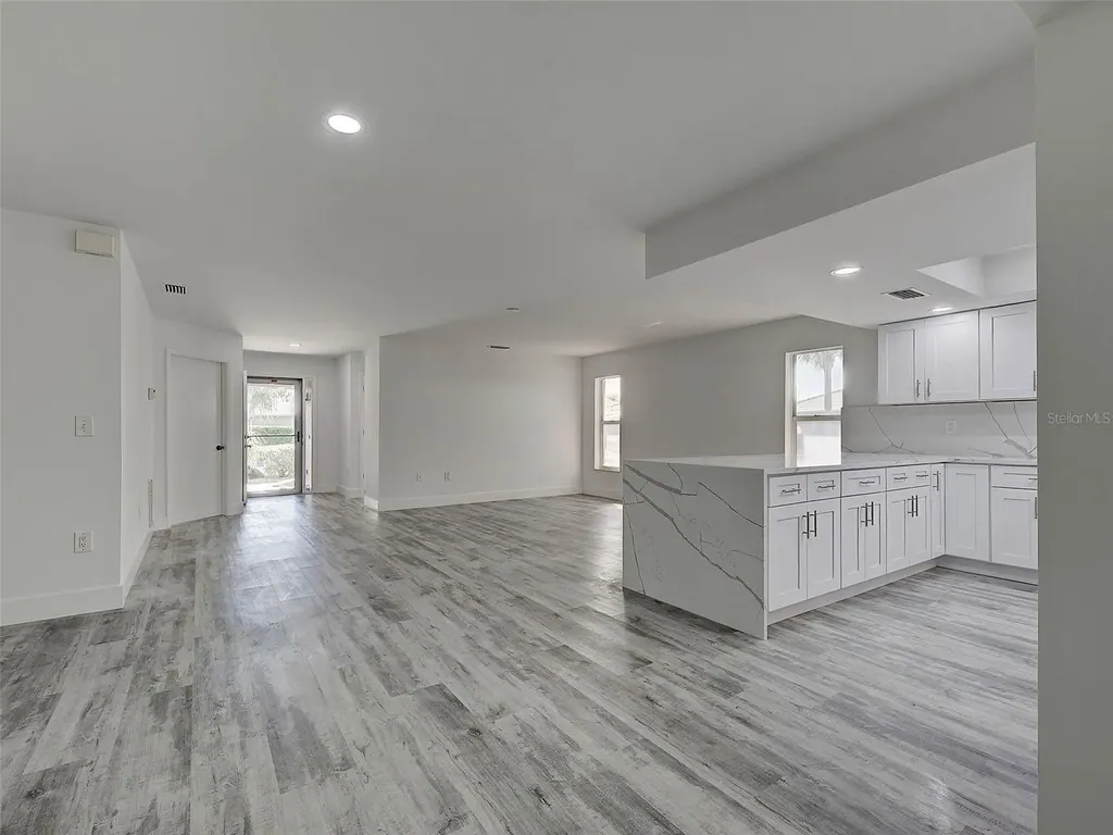 3064 Crown Heron Point Venice FL 34293