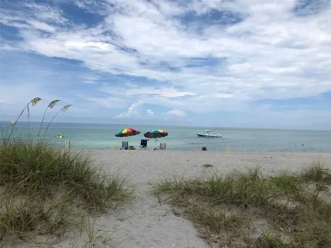 3064 Crown Heron Point Venice FL 34293