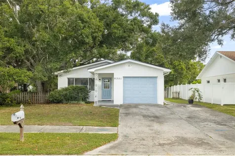 6351 68th Avenue N Pinellas Park FL 33781