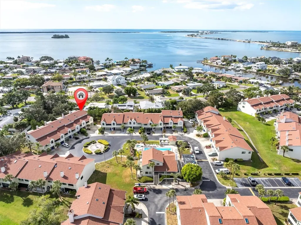 534 Walden Court Dunedin FL 34698