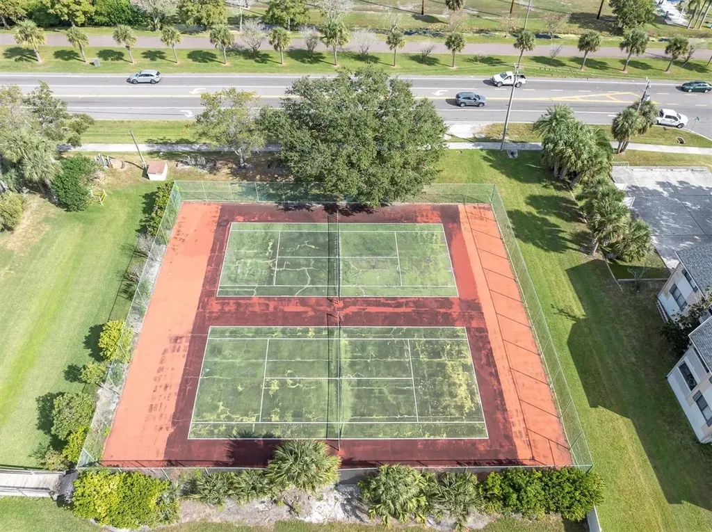 534 Walden Court Dunedin FL 34698