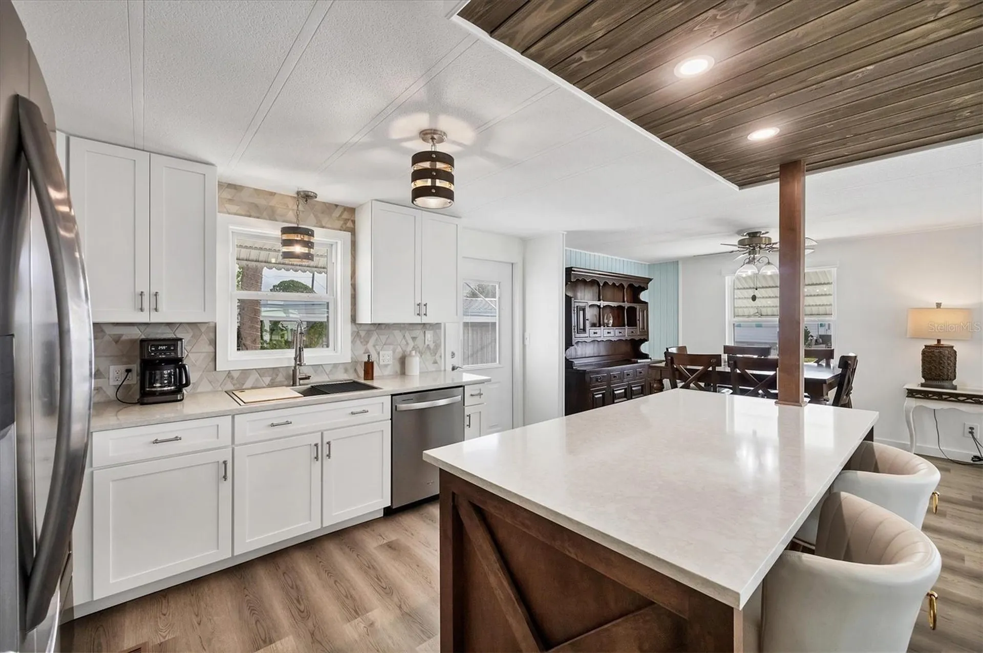 2209 Iowa Avenue Bradenton FL 34207