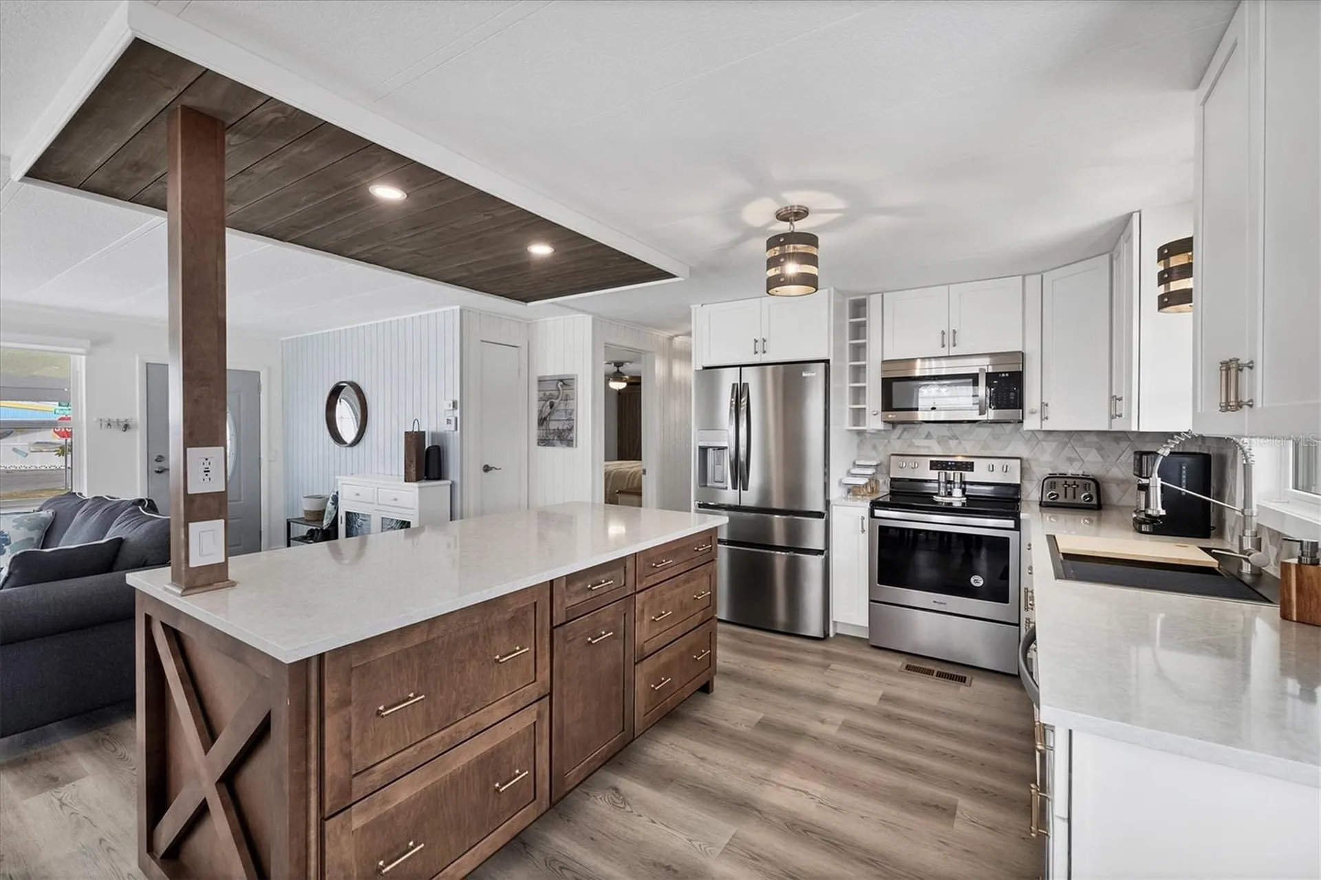 2209 Iowa Avenue Bradenton FL 34207