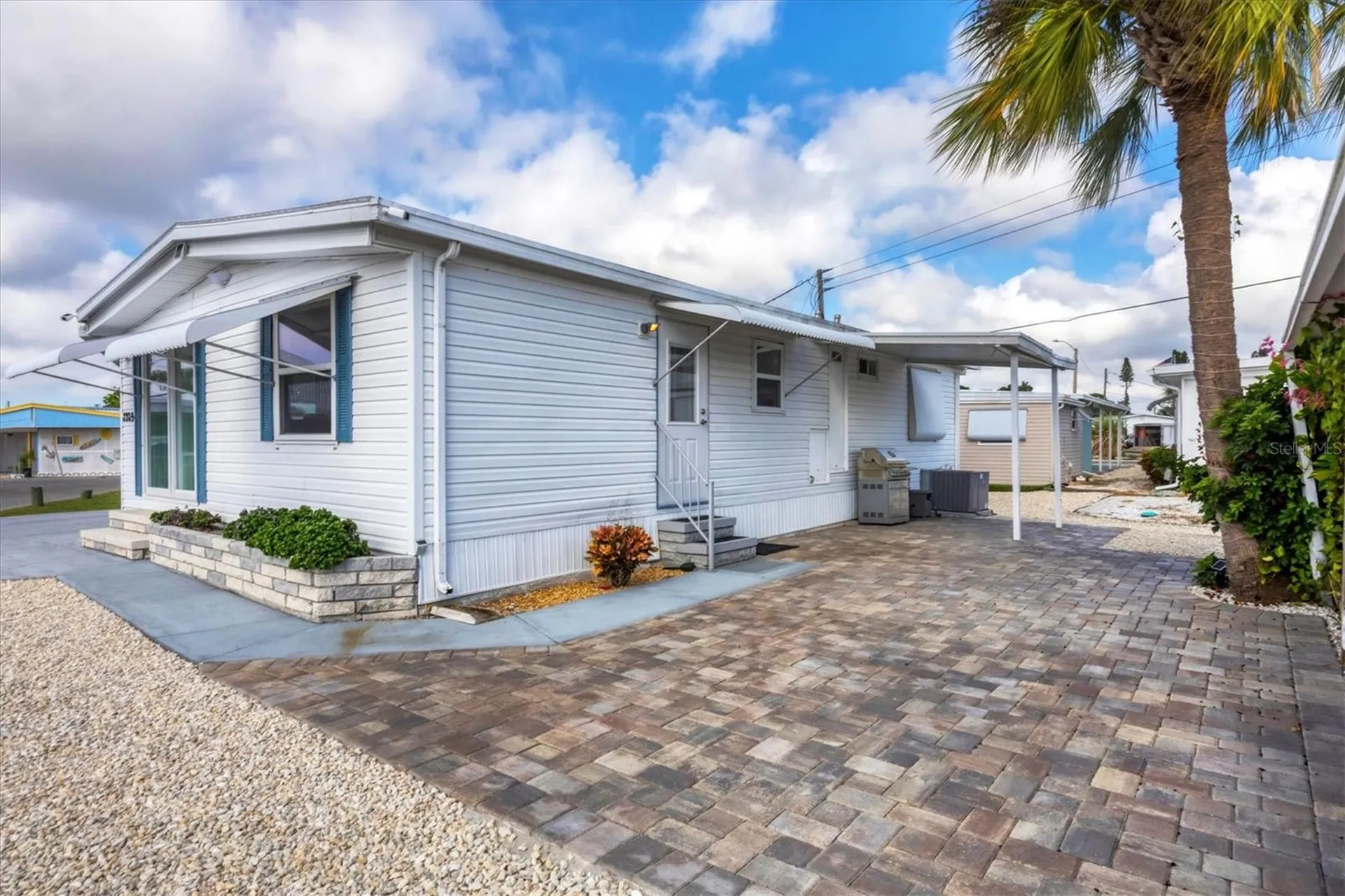 2209 Iowa Avenue Bradenton FL 34207