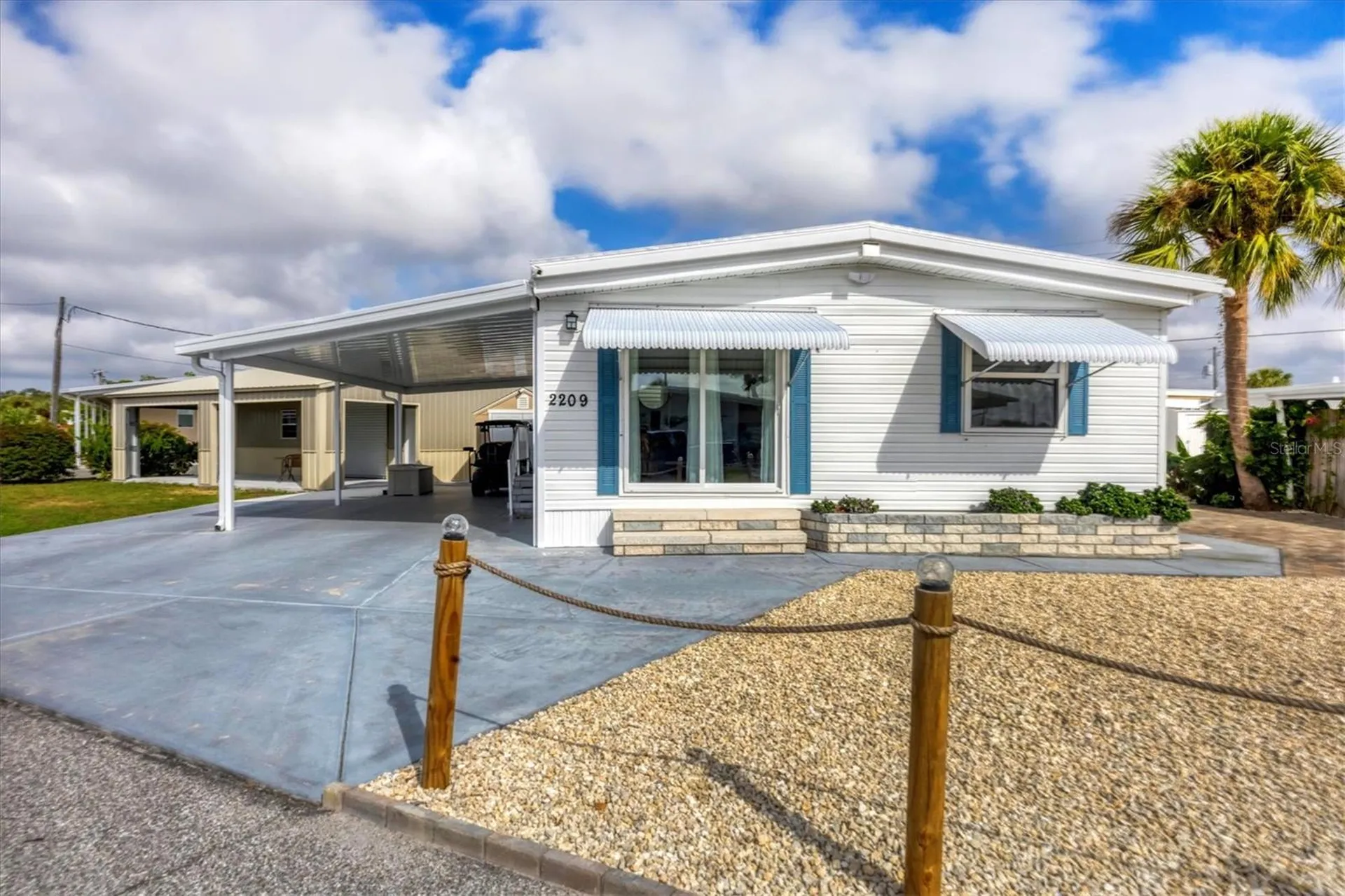 2209 Iowa Avenue Bradenton FL 34207