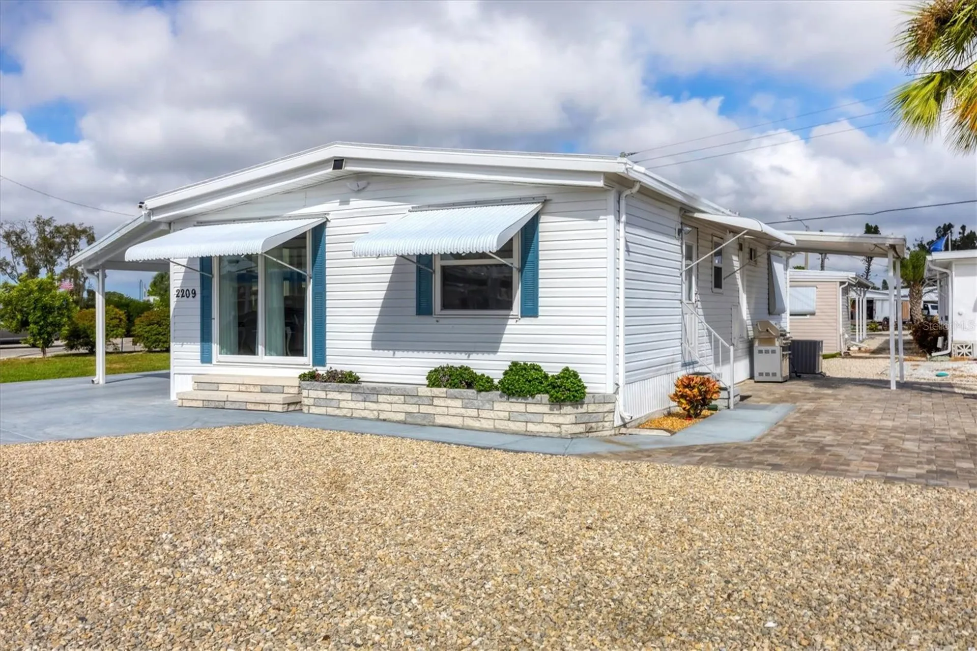 2209 Iowa Avenue Bradenton FL 34207
