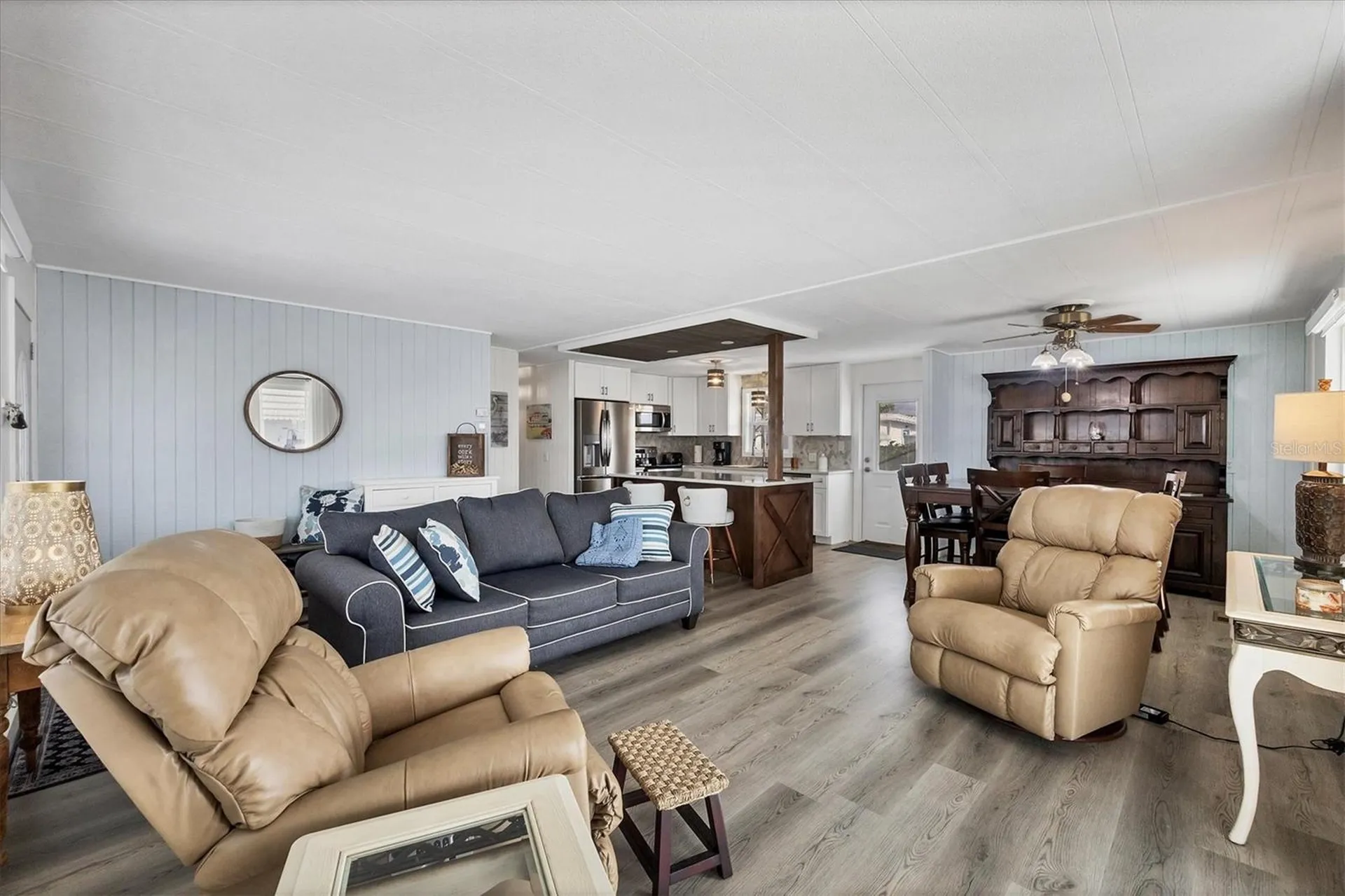 2209 Iowa Avenue Bradenton FL 34207