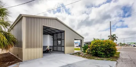 2209 Iowa Avenue Bradenton FL 34207