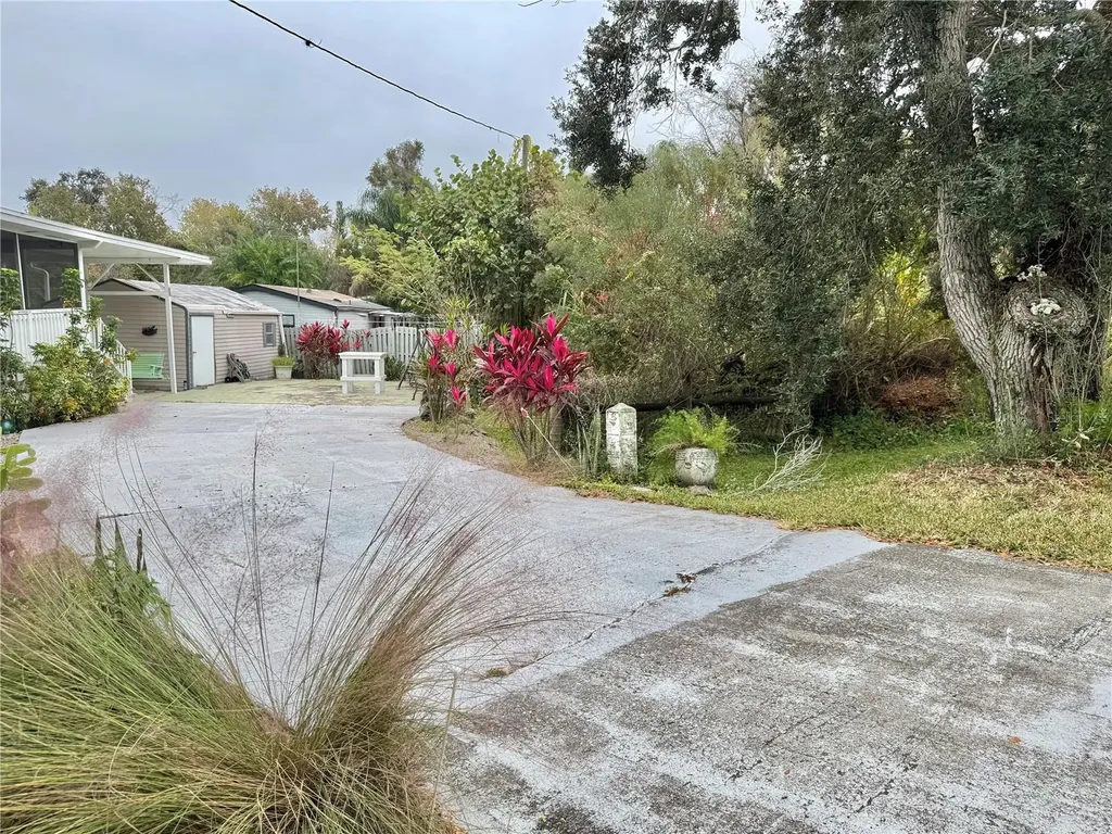 651 J W Jones Road Winter Garden FL 34787