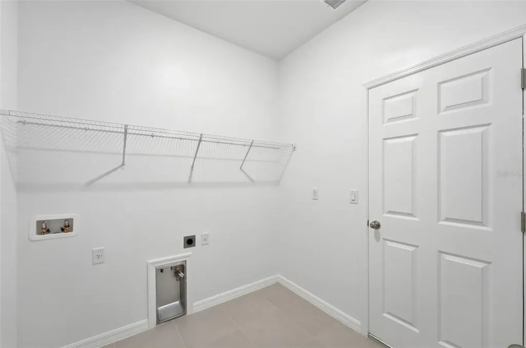 24542 Hodges Reserve Avenue Howey In The Hills FL 34737