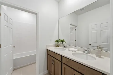 24542 Hodges Reserve Avenue Howey In The Hills FL 34737