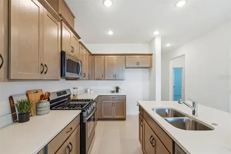 24542 Hodges Reserve Avenue Howey In The Hills FL 34737