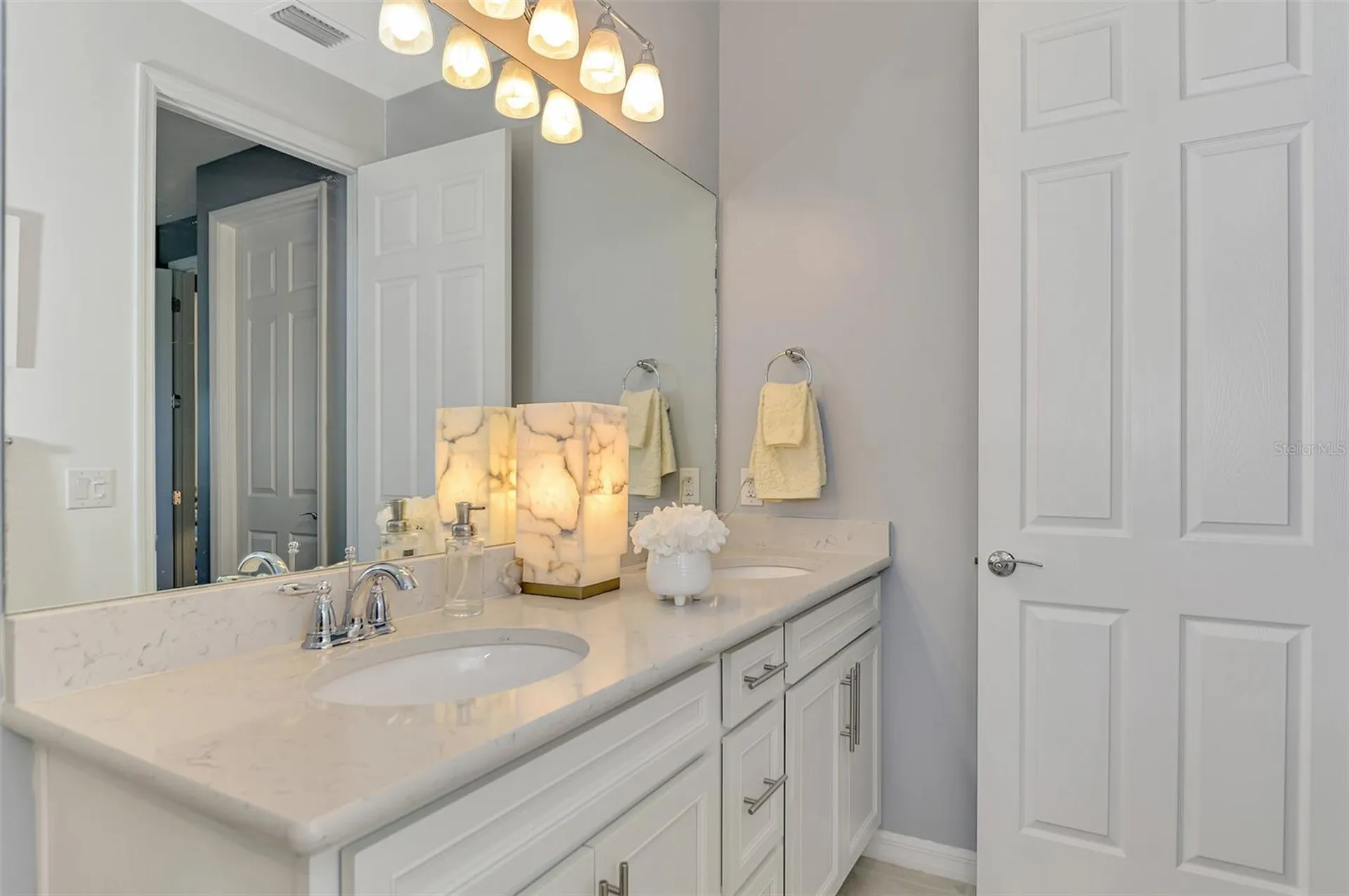 18819 Lanuvio Street Venice FL 34293