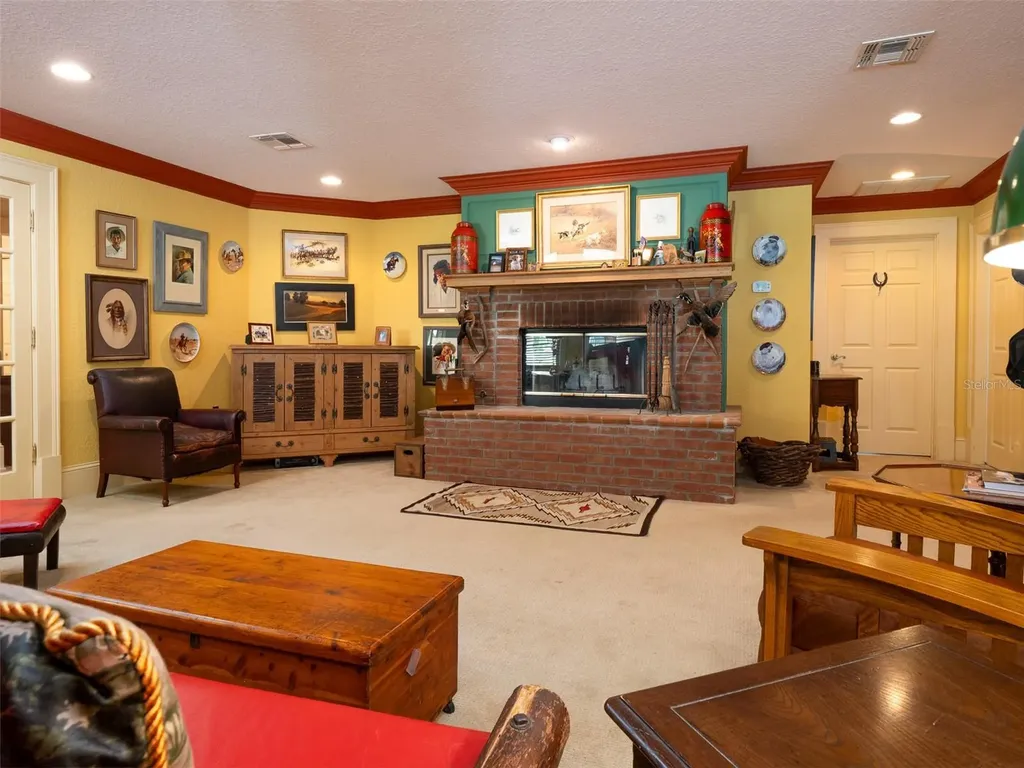 3682 W Highway 318 Citra FL 32113