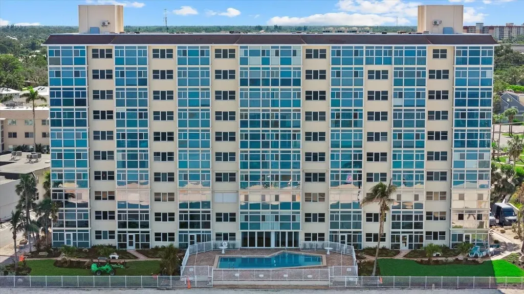 255 The Esplanade N Venice FL 34285