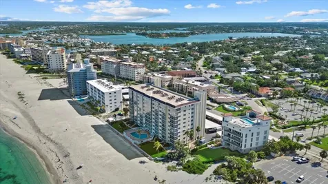 255 The Esplanade N Venice FL 34285