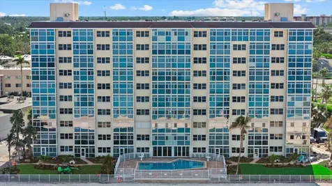 255 The Esplanade N Venice FL 34285