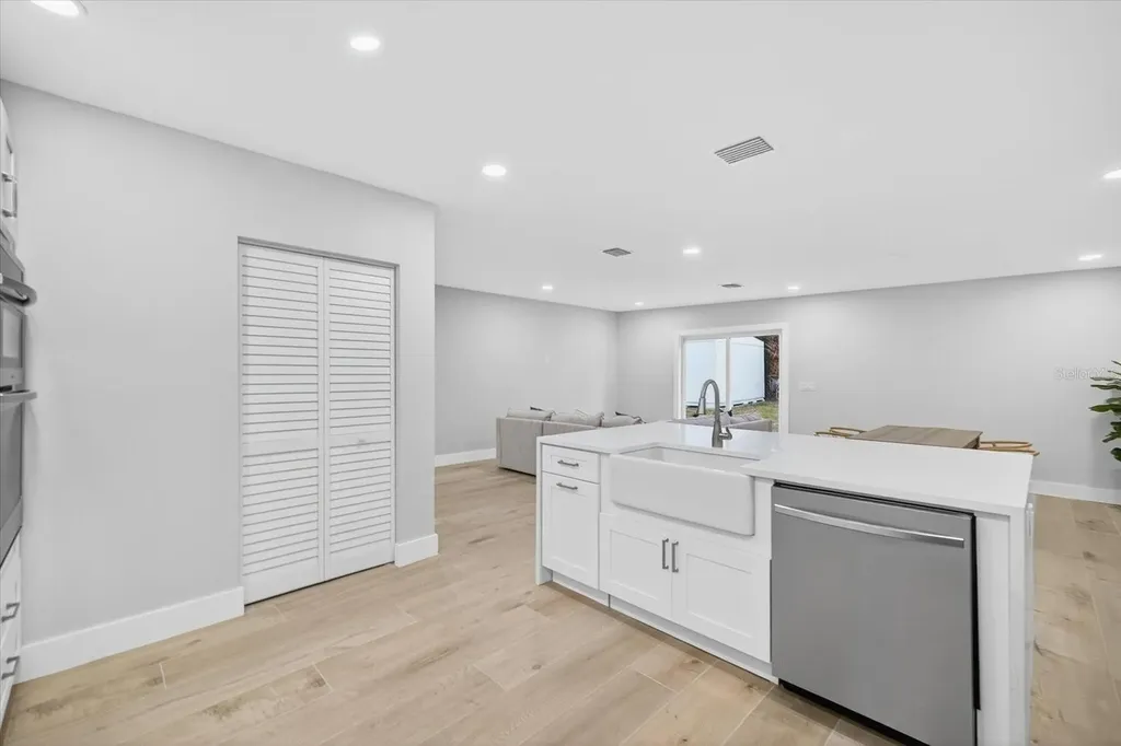 4308 W Iowa Avenue Tampa FL 33616