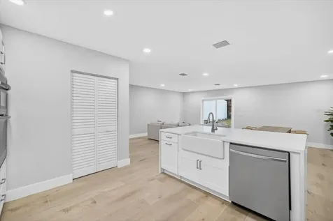 4308 W Iowa Avenue Tampa FL 33616