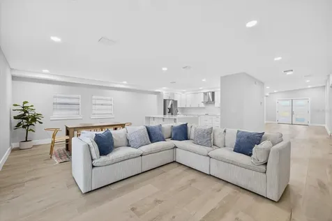 4308 W Iowa Avenue Tampa FL 33616