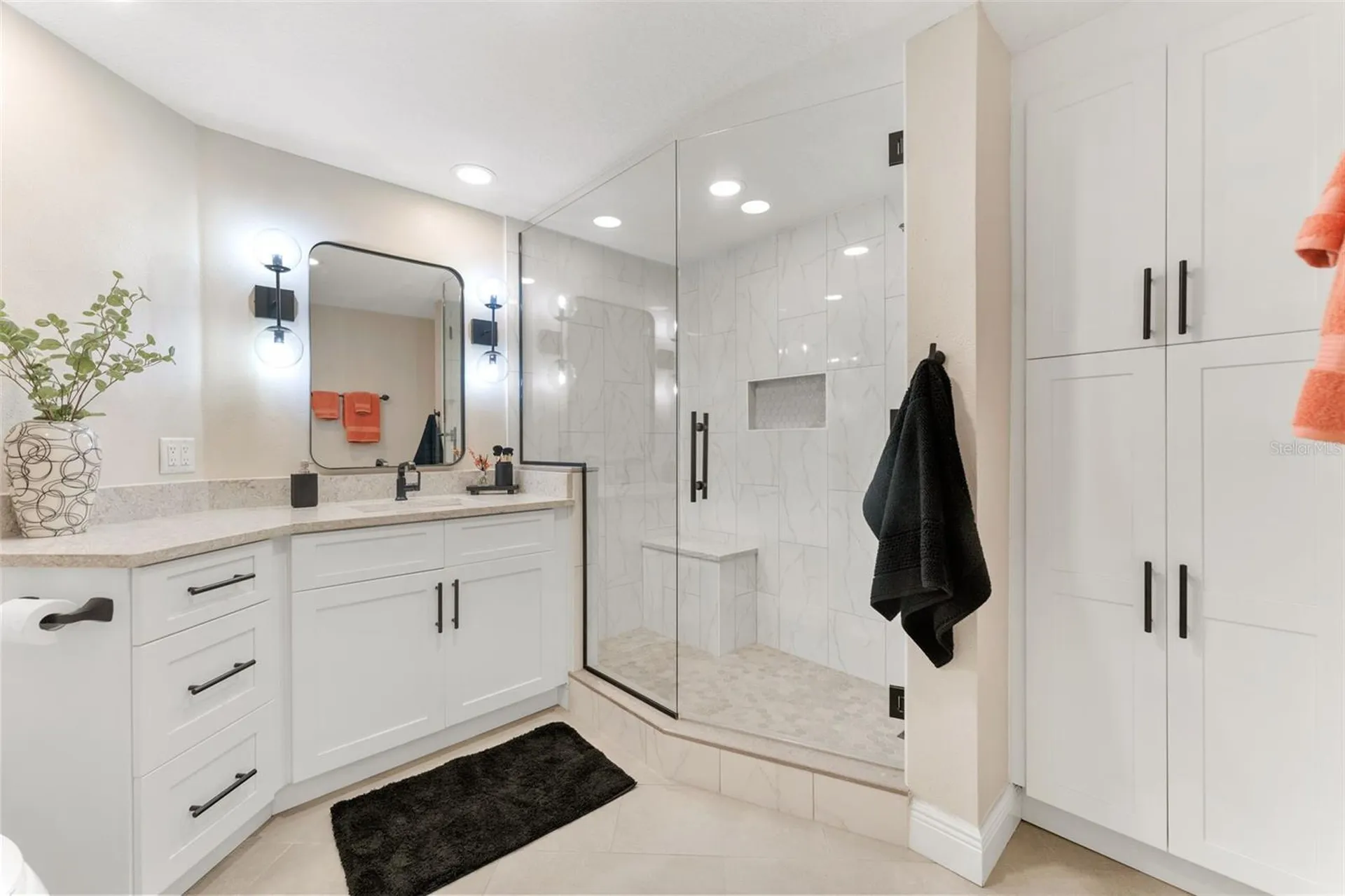 4750 Dolphin Cay Lane S St Petersburg FL 33711