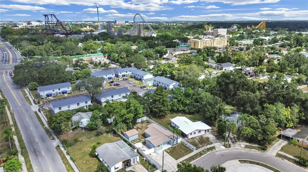 8721 N River Forest Circle Tampa FL 33604