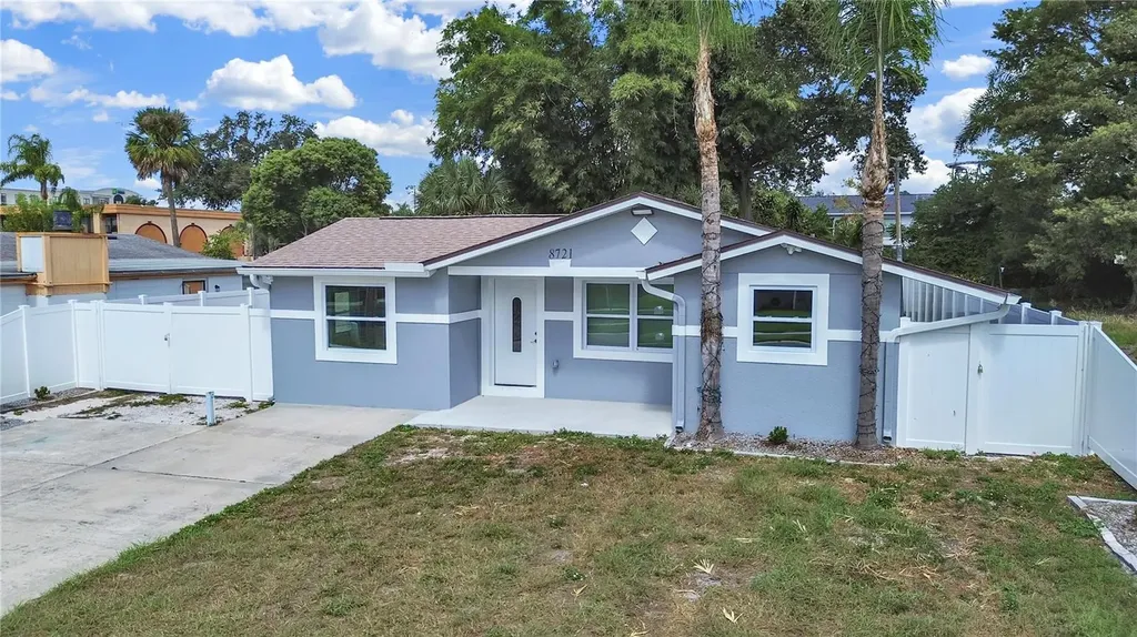 8721 N River Forest Circle Tampa FL 33604