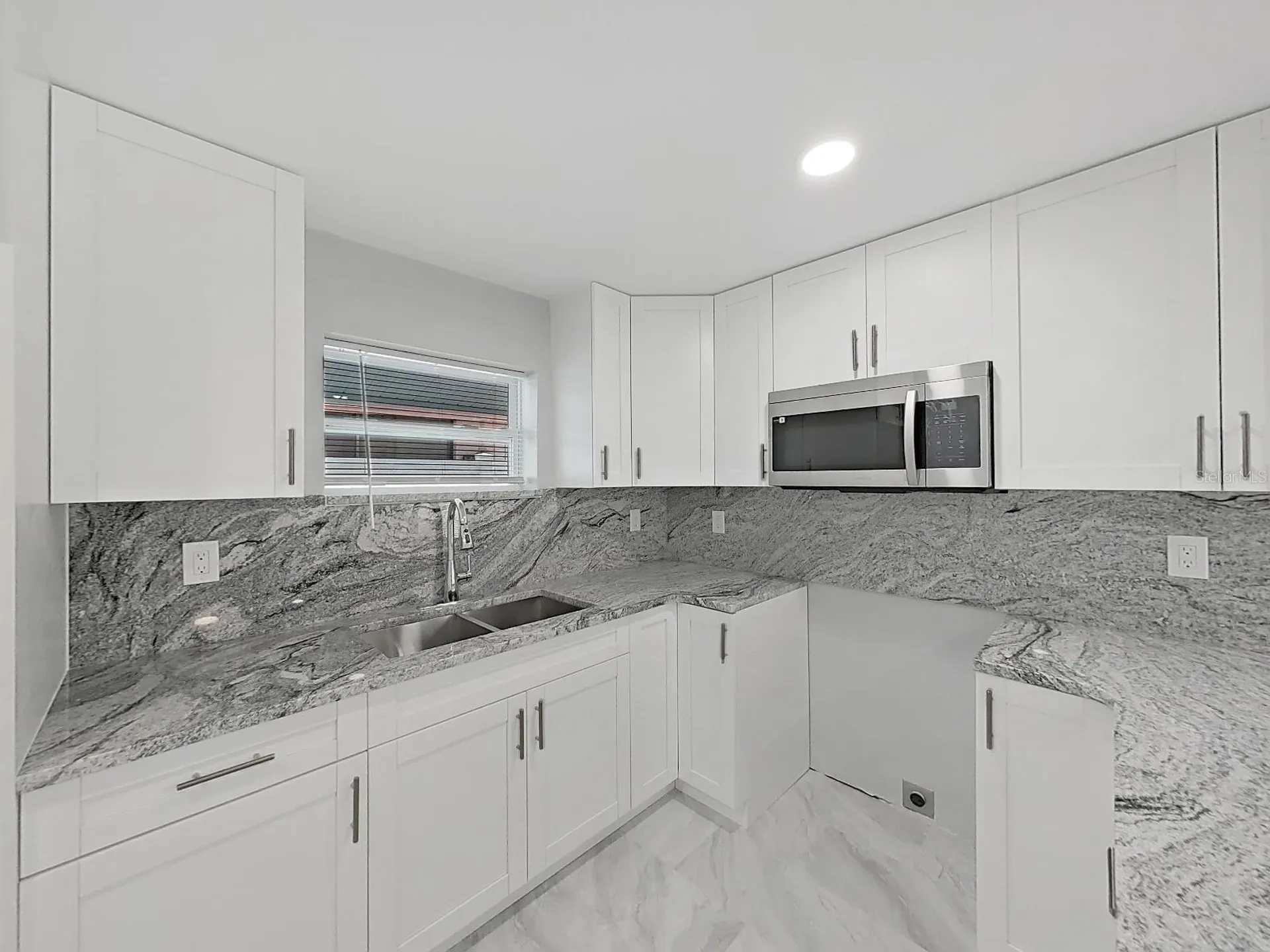 8721 N River Forest Circle Tampa FL 33604