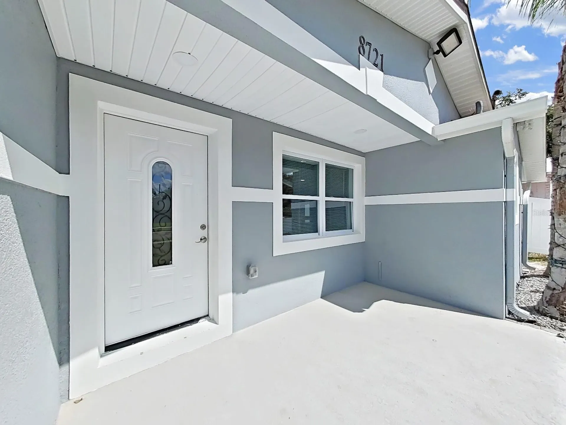 8721 N River Forest Circle Tampa FL 33604