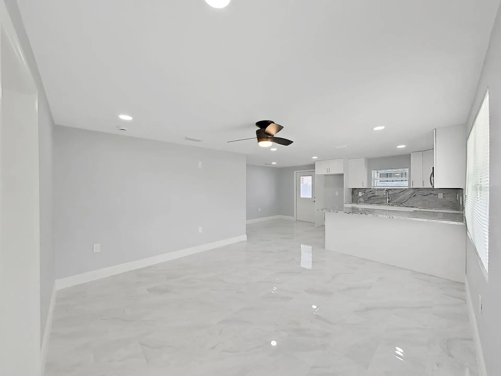 8721 N River Forest Circle Tampa FL 33604