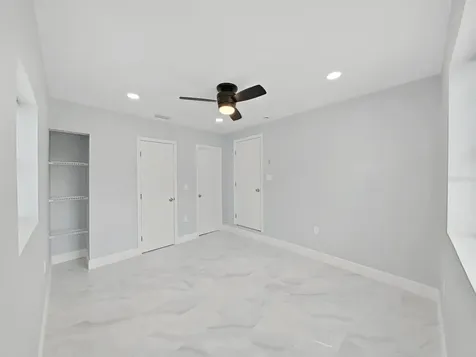 8721 N River Forest Circle Tampa FL 33604