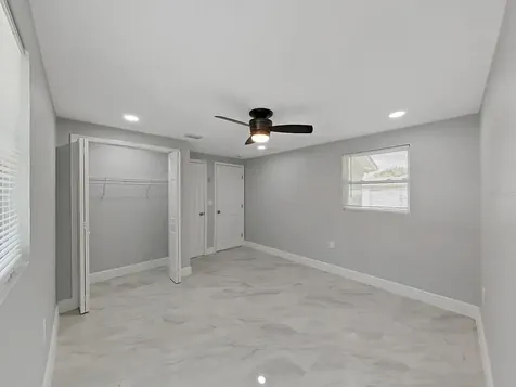 8721 N River Forest Circle Tampa FL 33604