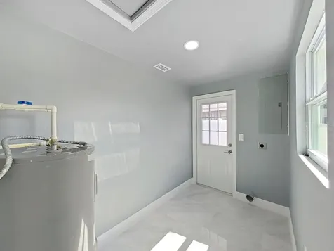 8721 N River Forest Circle Tampa FL 33604