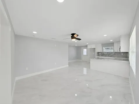 8721 N River Forest Circle Tampa FL 33604
