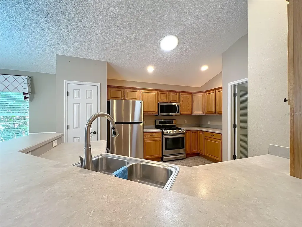 16946 SE 93rd Cuthbert Circle The Villages FL 32162