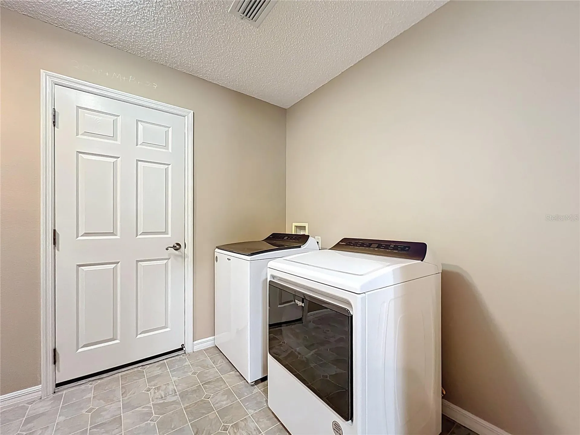 16946 SE 93rd Cuthbert Circle The Villages FL 32162