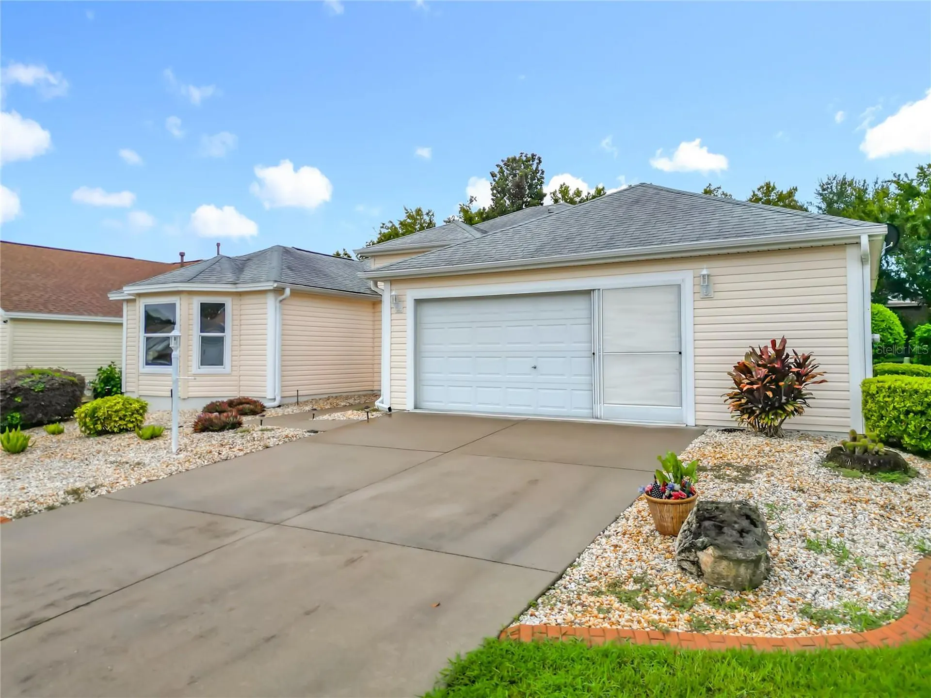 16946 SE 93rd Cuthbert Circle The Villages FL 32162