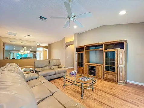 16946 SE 93rd Cuthbert Circle The Villages FL 32162