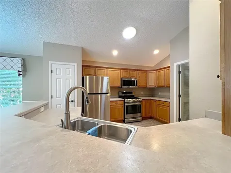 16946 SE 93rd Cuthbert Circle The Villages FL 32162