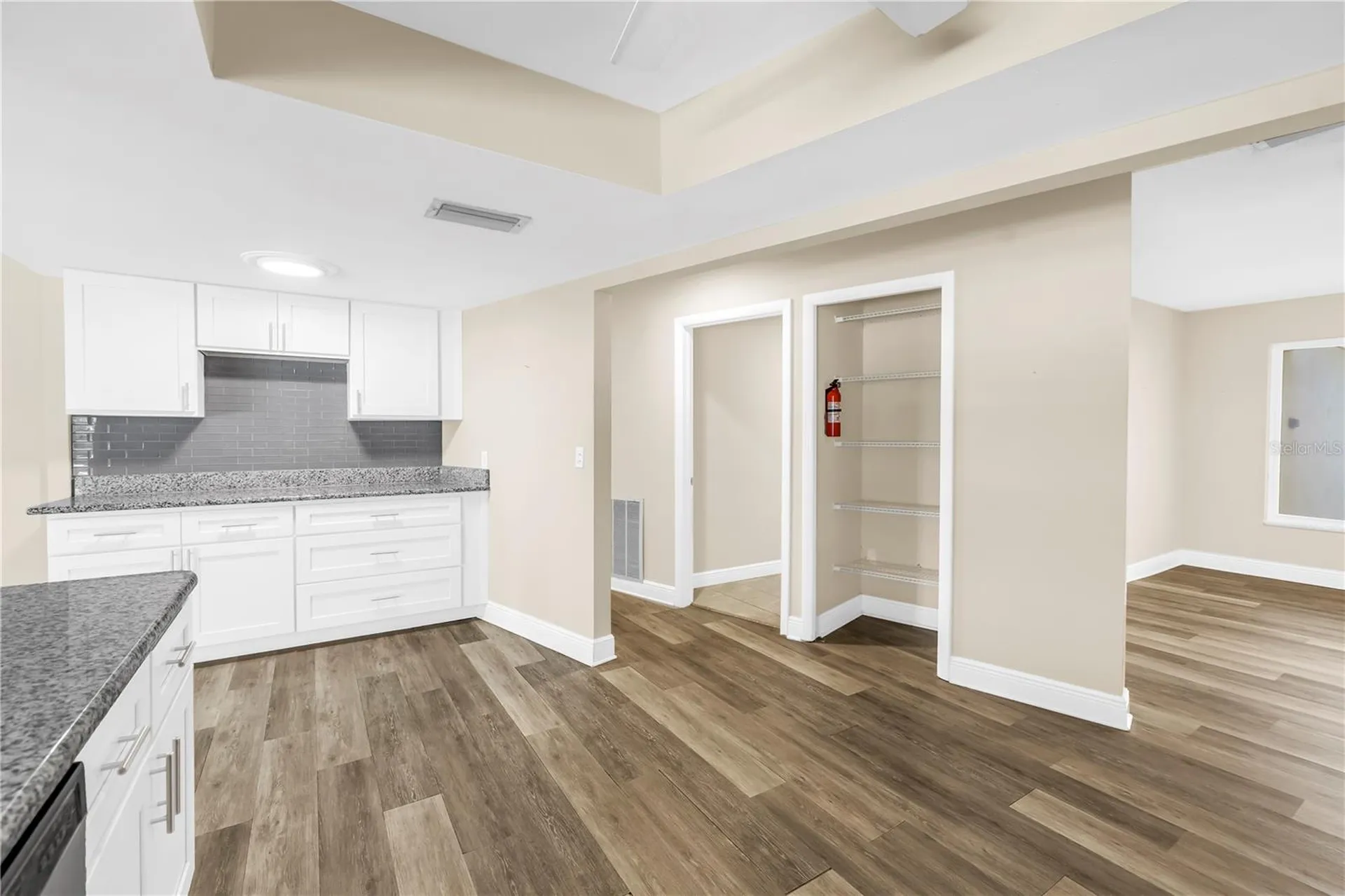 905 Serpentine Drive S St Petersburg FL 33705